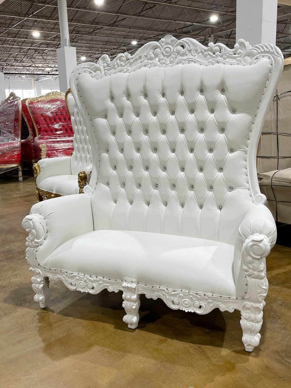 white throne loveseat