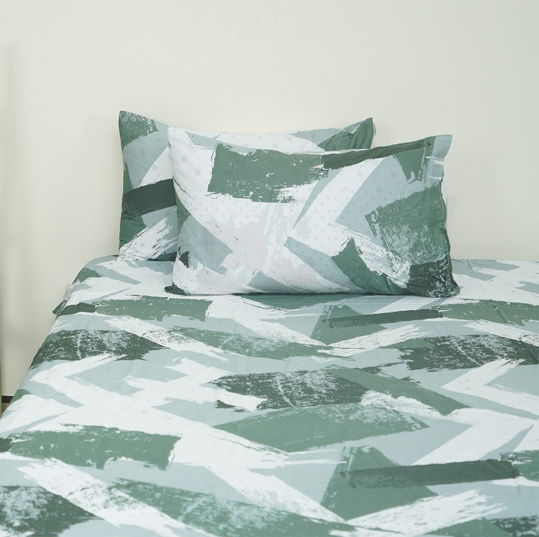 Pine strokes Single Duvet Cover & Comforter Set