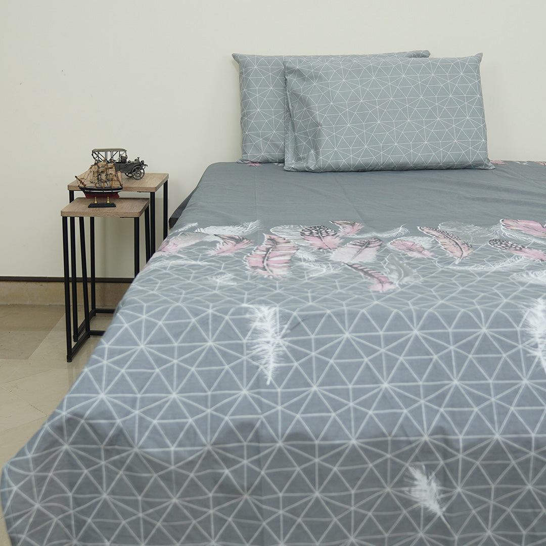 Geometric touch Single Duvet Cover & Comforter Set