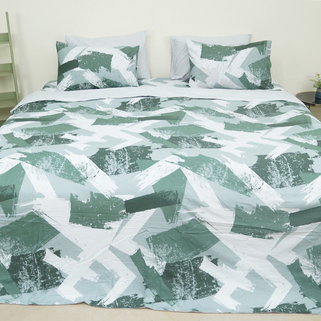 Pine strokes Single Duvet Cover & Comforter Set