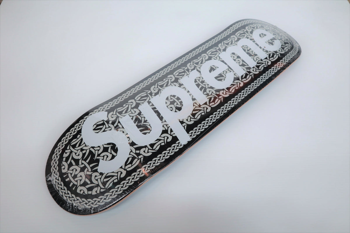 Supreme - Supreme Celtic Knot Skateboard Redの+oleiroalvesimoveis