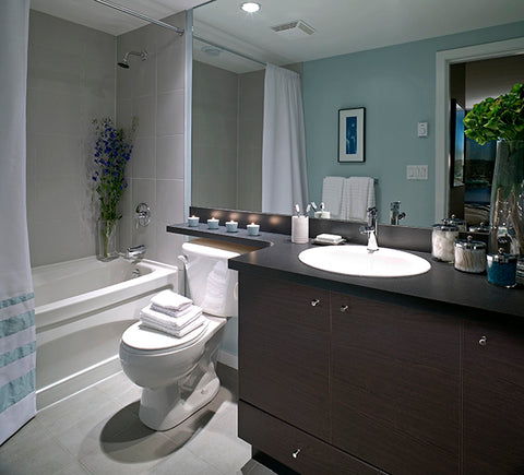 bathroom with vibrant color palette