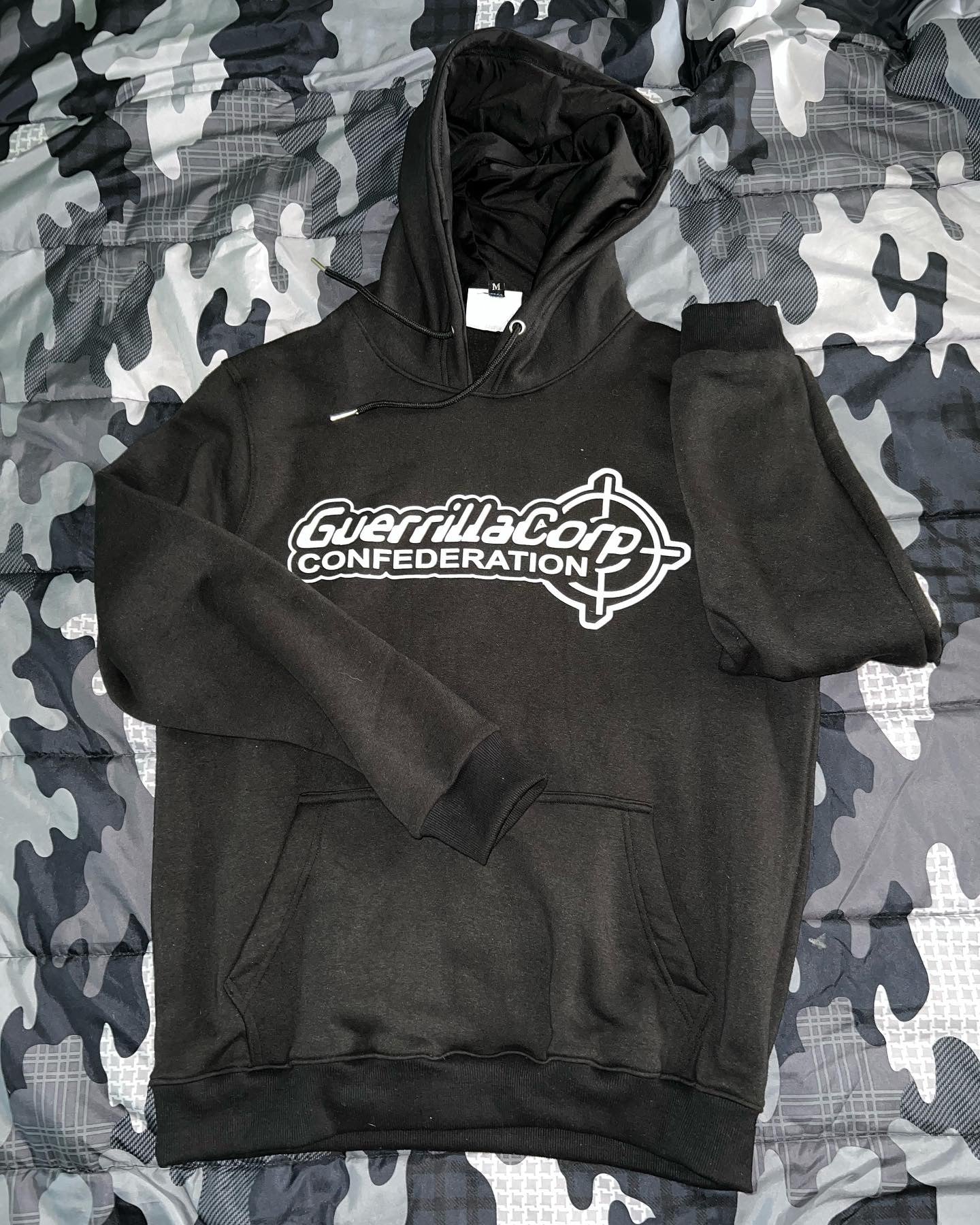 期間限定でセール FPAR / Custom Guerrilla Hoodie - educativaosasco