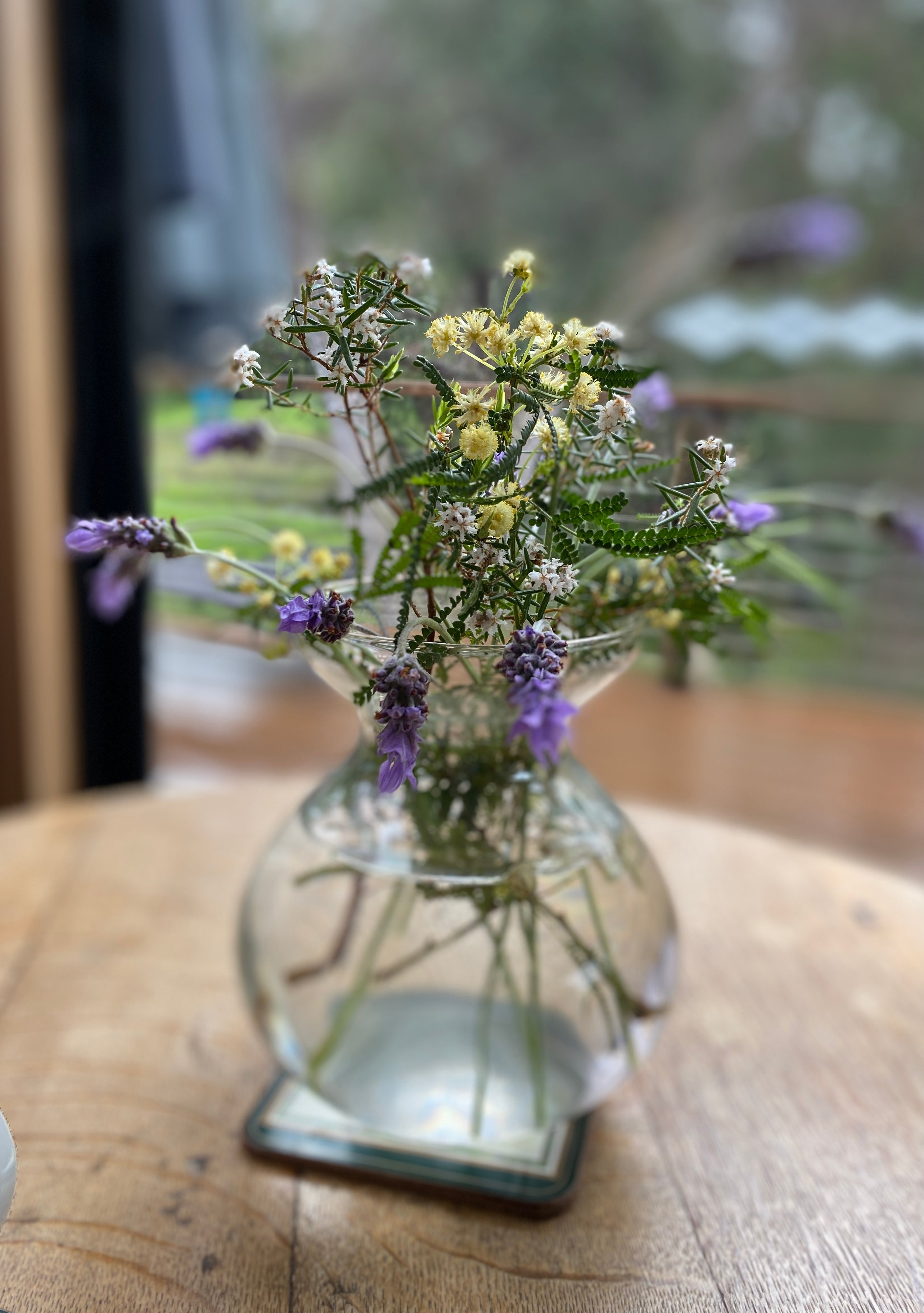 a-simple-flower-arrangement-twinkleberries