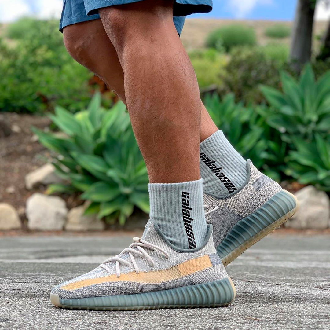 yeezy boost 350 v2 israfil on feet