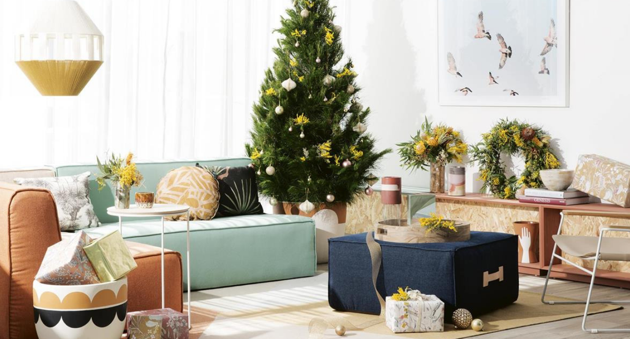 modern resale Christmas around the world