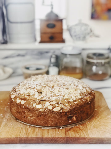 Super Easy Apple and Pear Cake