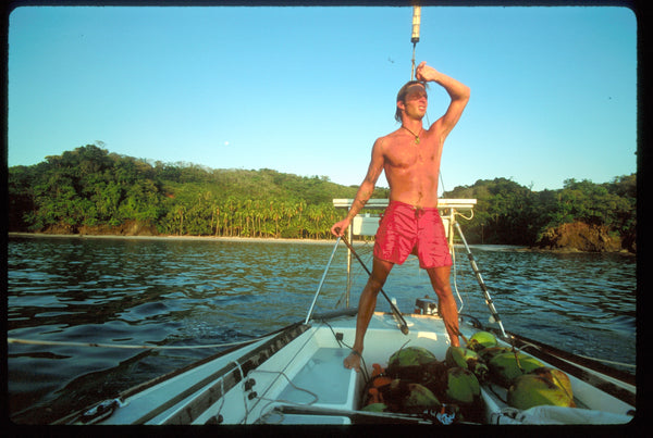 Nik, sailing away from Panama