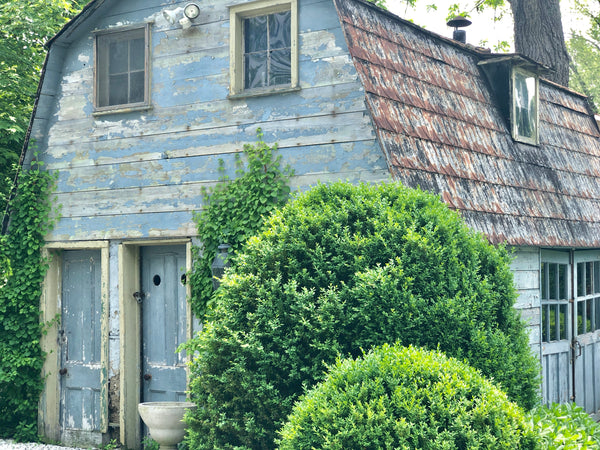 Antique Blue barn