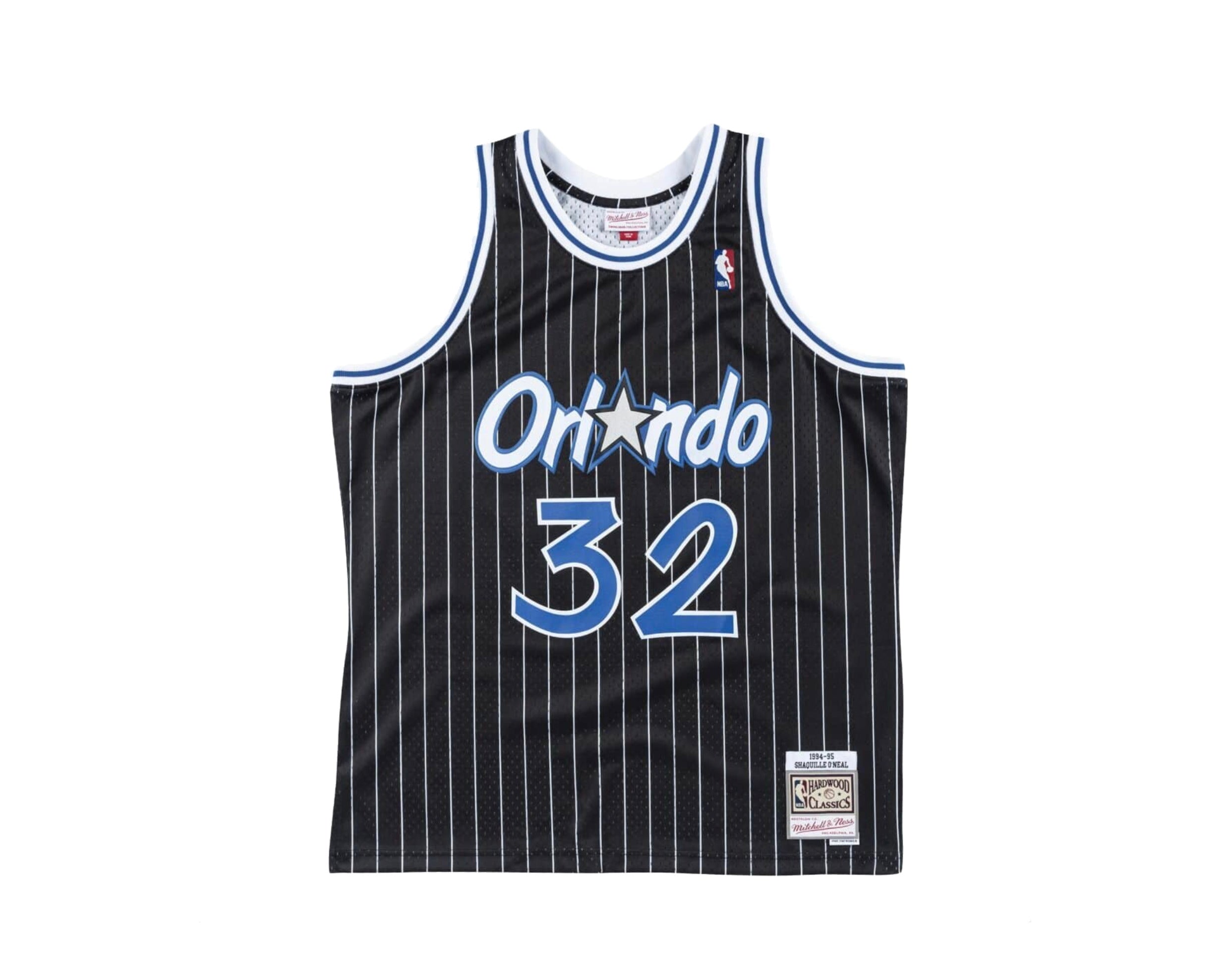 Penny Hardaway Orlando Magic Unsigned Hardwood Classics Blue Alternate  Jersey Dribbling Up The Court Photograph