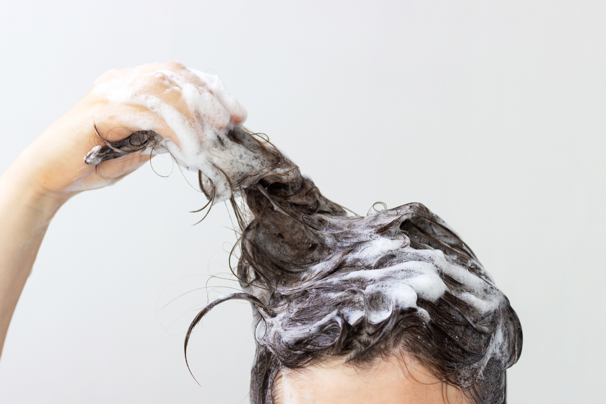How Often to Wash Thinning Hair? – Revela
