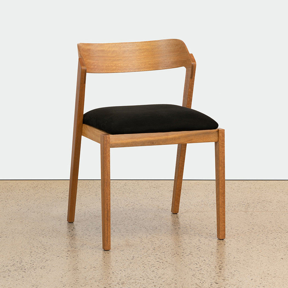 next zola chair