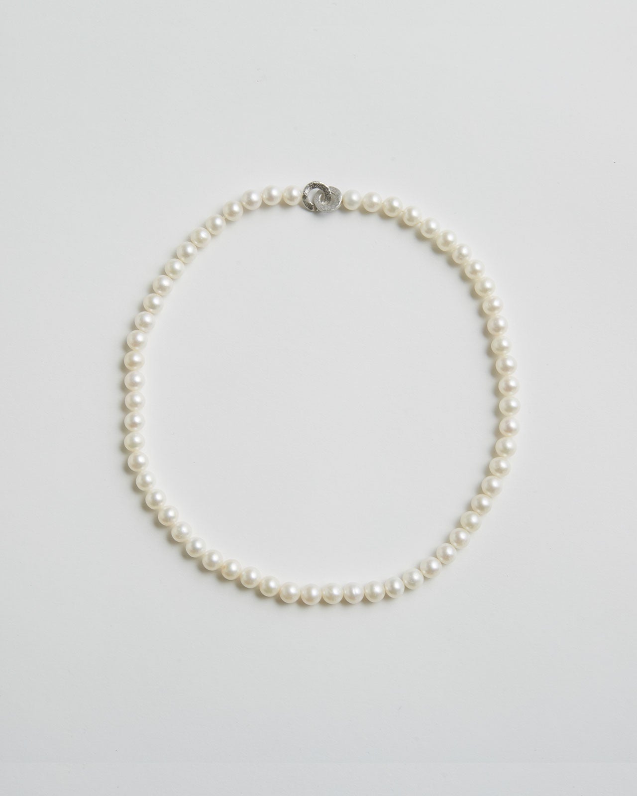 CADEAUX PEARL NECKLACE