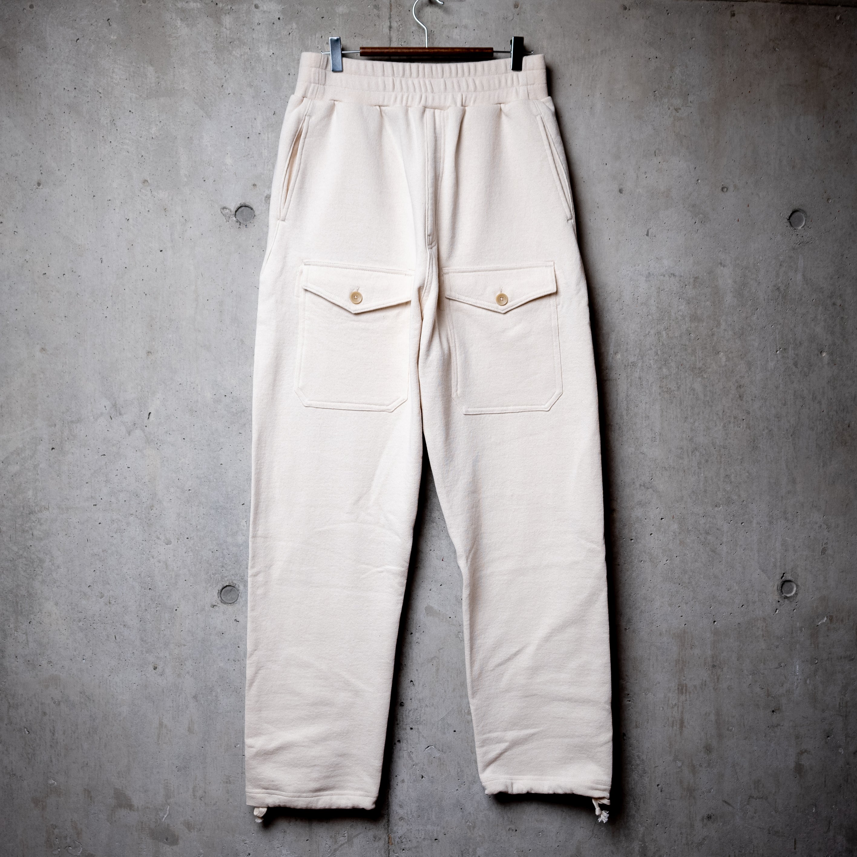 爆買い！】 kinema heavy weight military sweatpants ワークパンツ