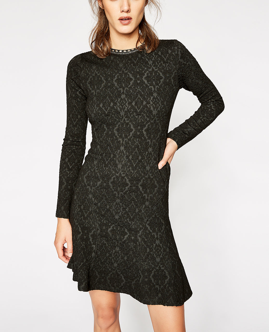 Robe droite noire col bijou The Kooples seconde vie