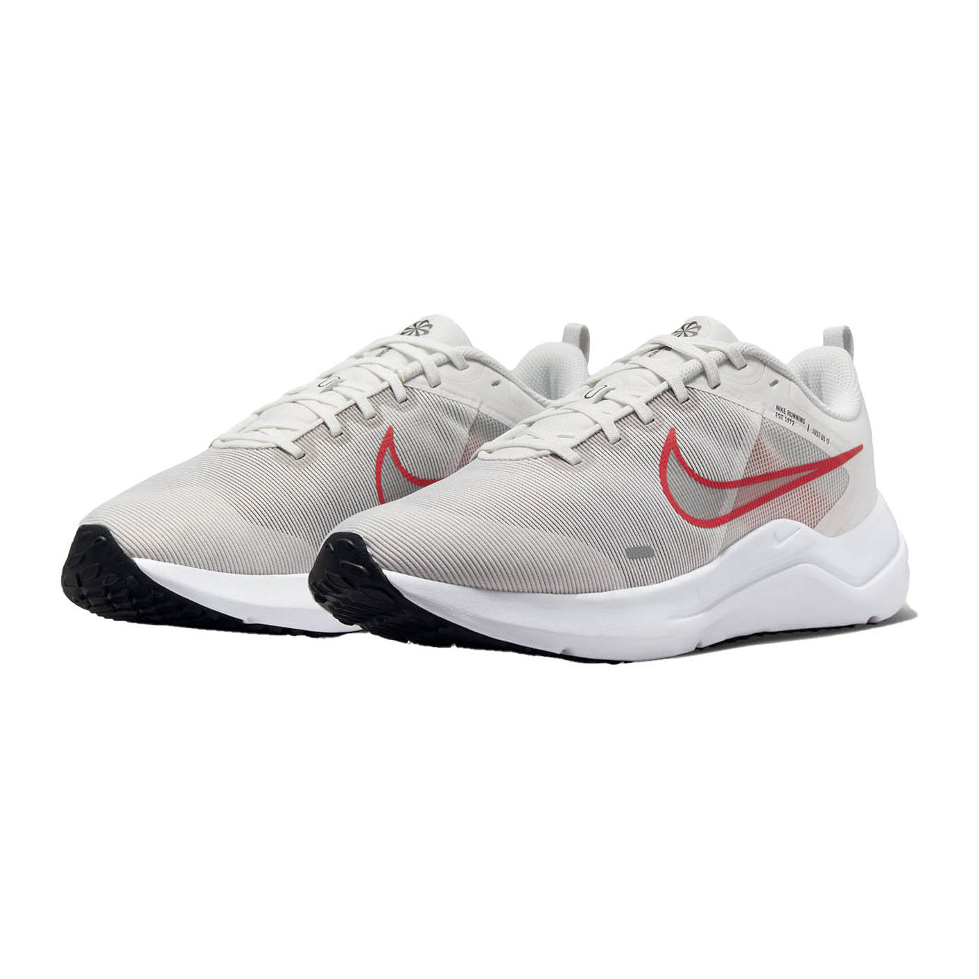 2足セットナイキ WMNS ZOOM GRAVITY NIKE ダウンシフター - シューズ