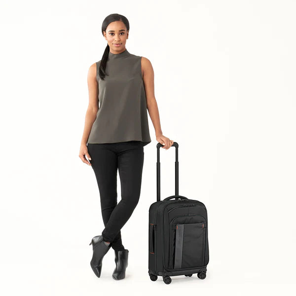 Briggs & Riley ZDX 21” International Carry-On Spinner