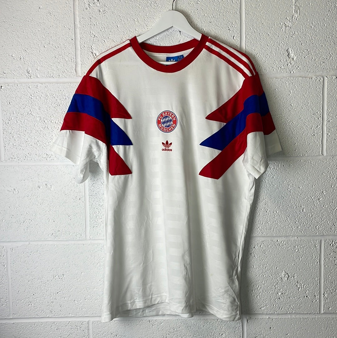 Bayern Munich Adidas Originals T-Shirt - - Excellent - Ad – Football Shirts