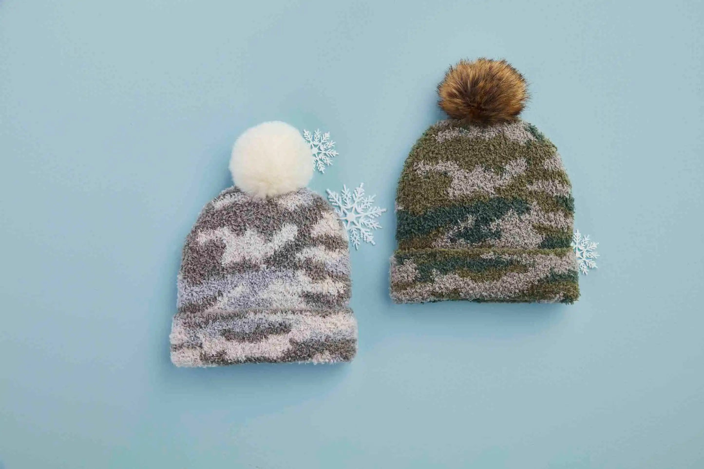 Chenille Pom Hat, Grey Camo