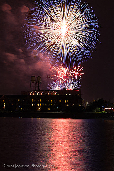 How to Photograph Fireworks by Grant Johnson Photography