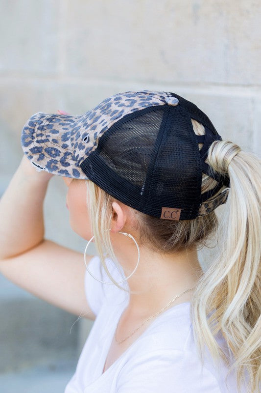 ponytail cap criss cross