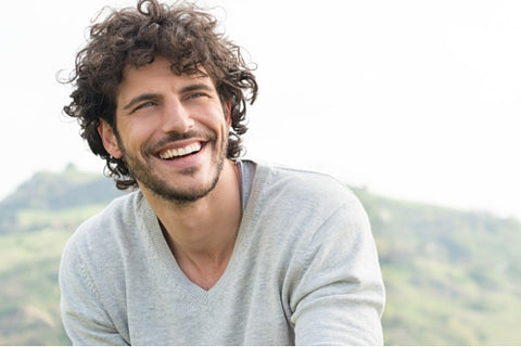 How to Choose: Hair Products for Men with Wavy Hair