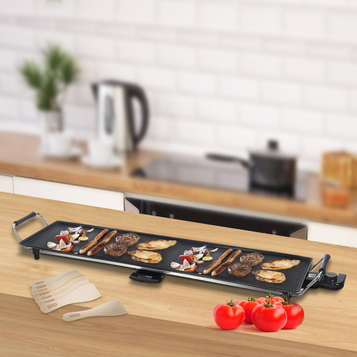 LIVIVO Teppanyaki Grill Extra Large Solid 1800W Electric Griddle with Wooden Spatulas and Egg Rings for Fun and Healthy Tabletop Dining Extra Large