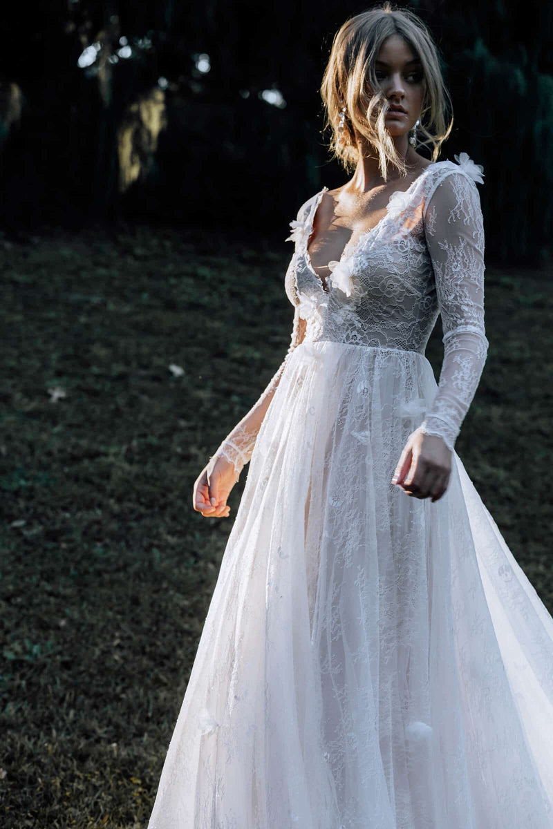 unique lace vintage wedding dresses