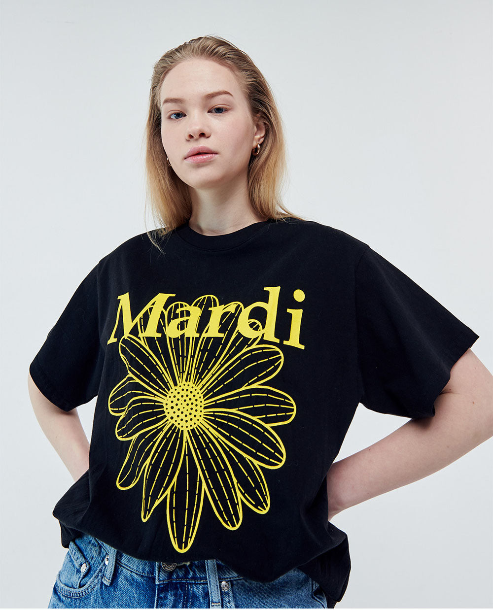 Mardi Mercredi Tシャツ ショート丈 FLOWER キムゴウン着用 - 通販