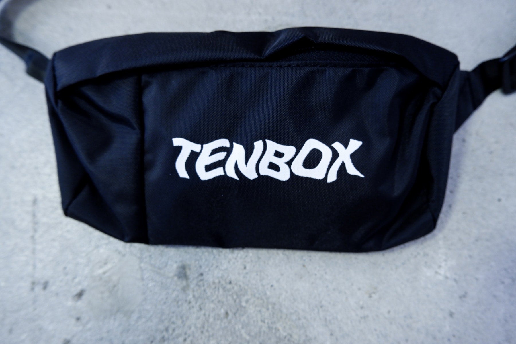 未使用 10匣 TENBOX FANNY PACK BY IGNOBLE