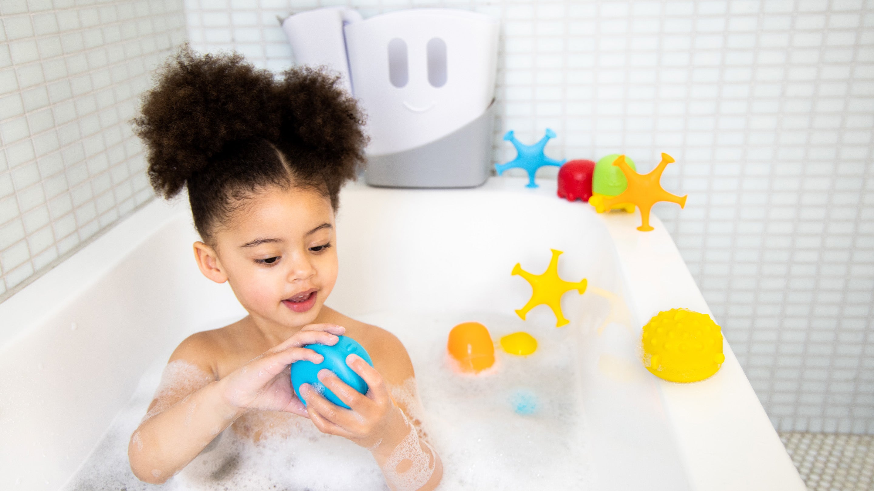 3 Pack for Toddlers and Baby Ubbi Starfish Stretch and Suction Bath Toys 