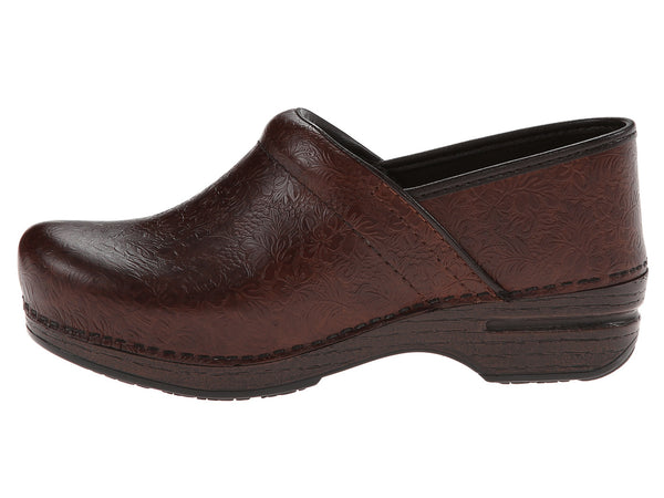 dansko professional tooled clog