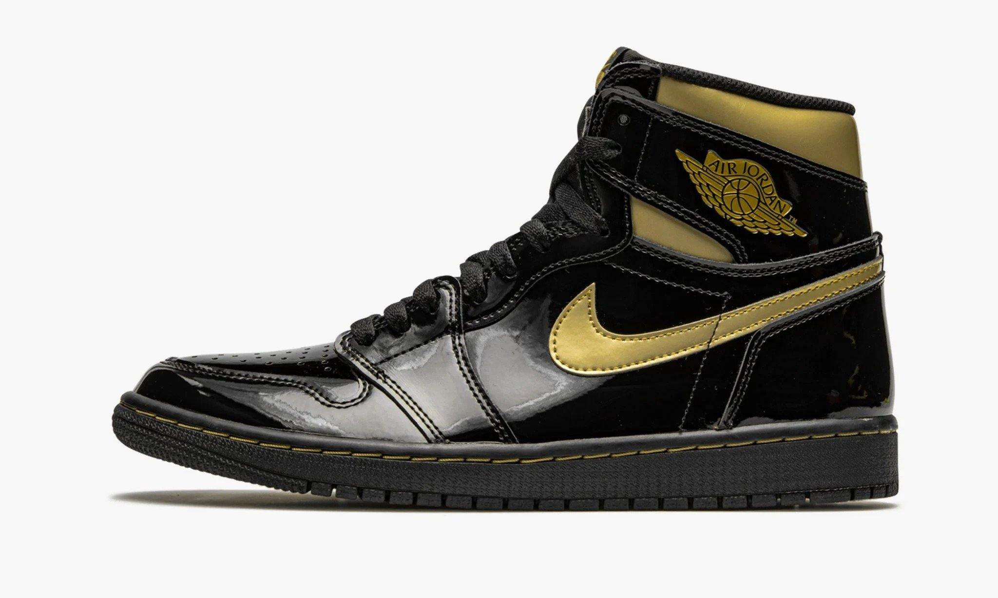 all black and gold jordan 1