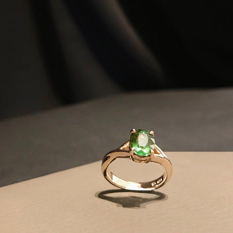 1.99ct Green Sapphire set in 18k rose gold sapphire proposal ring