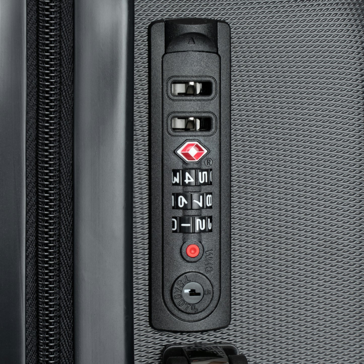 Getrott Monarch Butterfly Danaus Plexippus Nymphalidae Animalia Lepidoptera Arthropoda Cabin Suitcase Inner Pockets Extended Storage Adjustable Telescopic Handle Inner Pockets Double wheeled Polycarbonate Hard-shell Built-in Lock