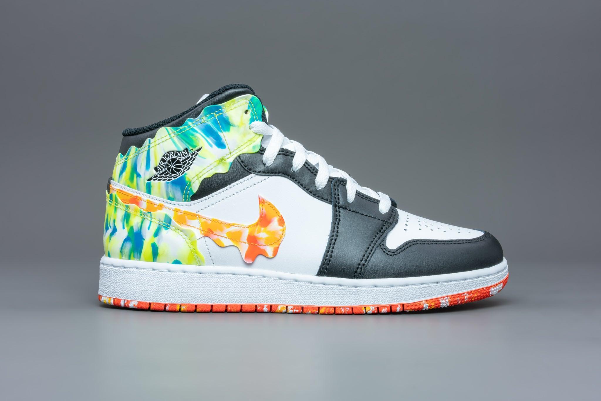 
      Air Jordan 1 Mid SE Slim Vortex (GS)
 – Lo10M