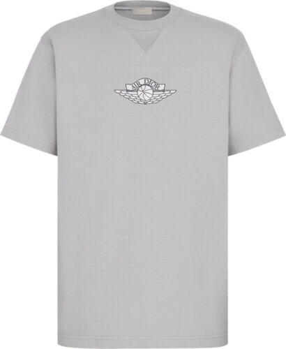 Серая футболка Dior x Jordan с крыльями 