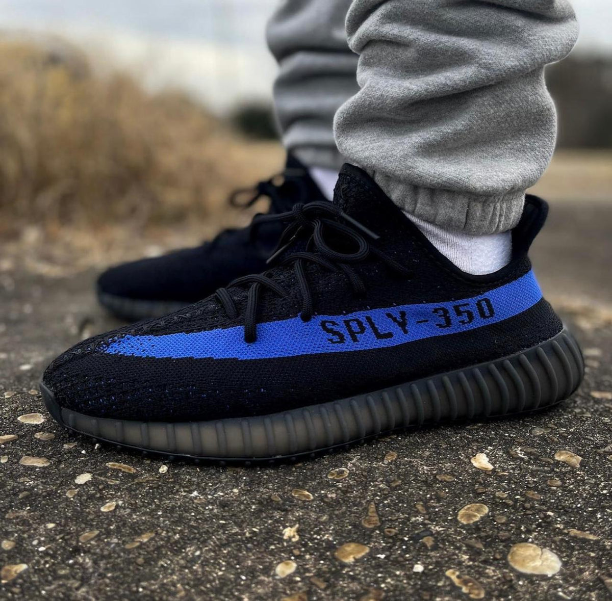 yeezy 350 v2 royal blue