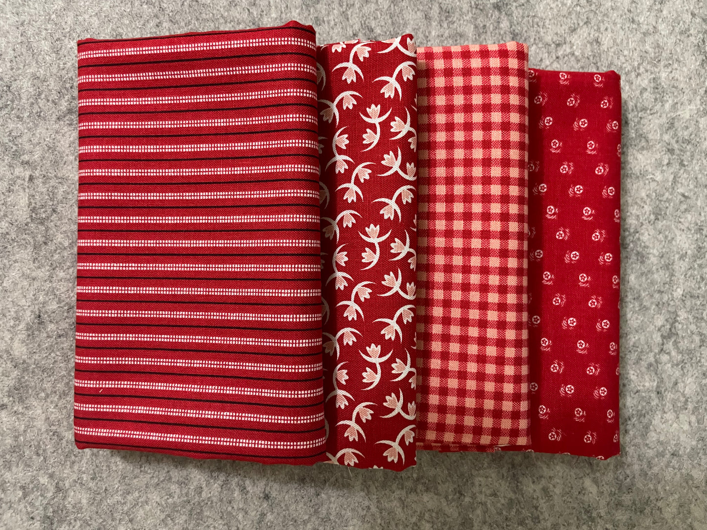 Lori Holt Red Prairie Bundle