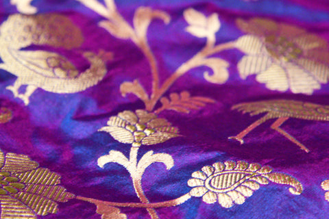 Shot Color Effect in Banarasi Brocade Fabrics