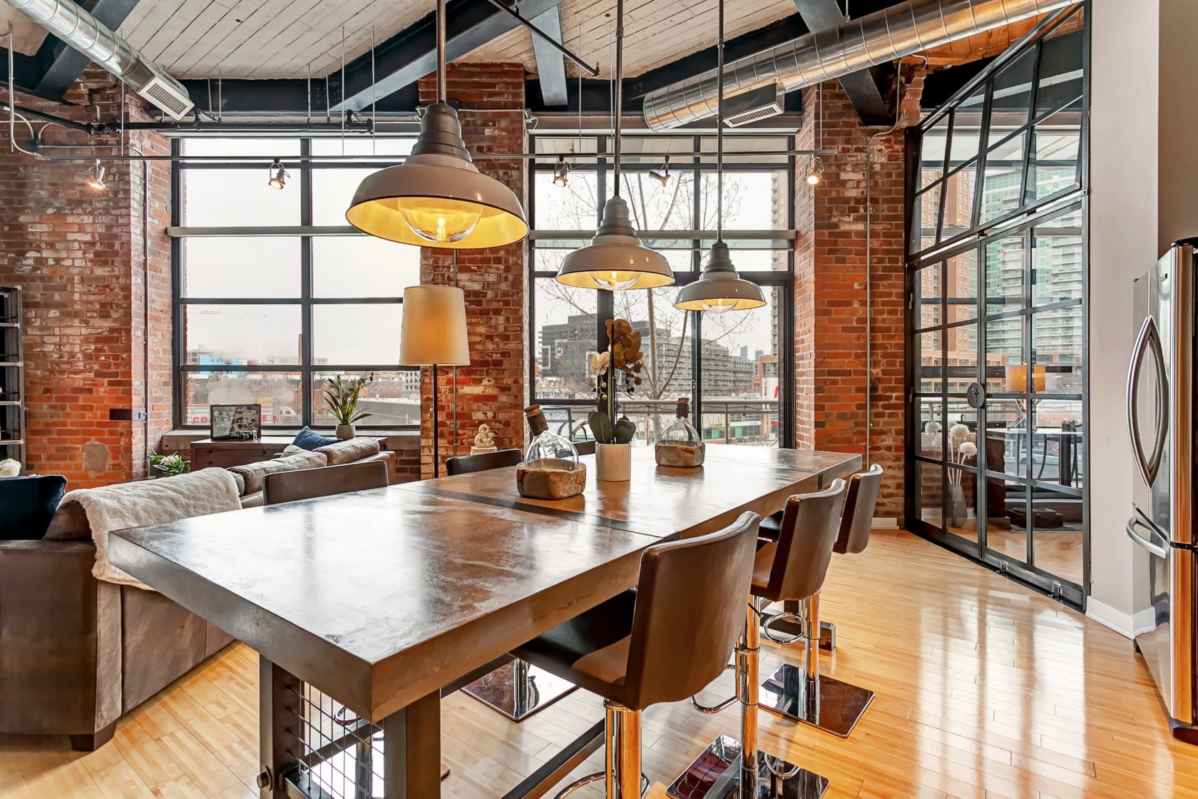 Rustic Loft Home Liberty Village Toronto