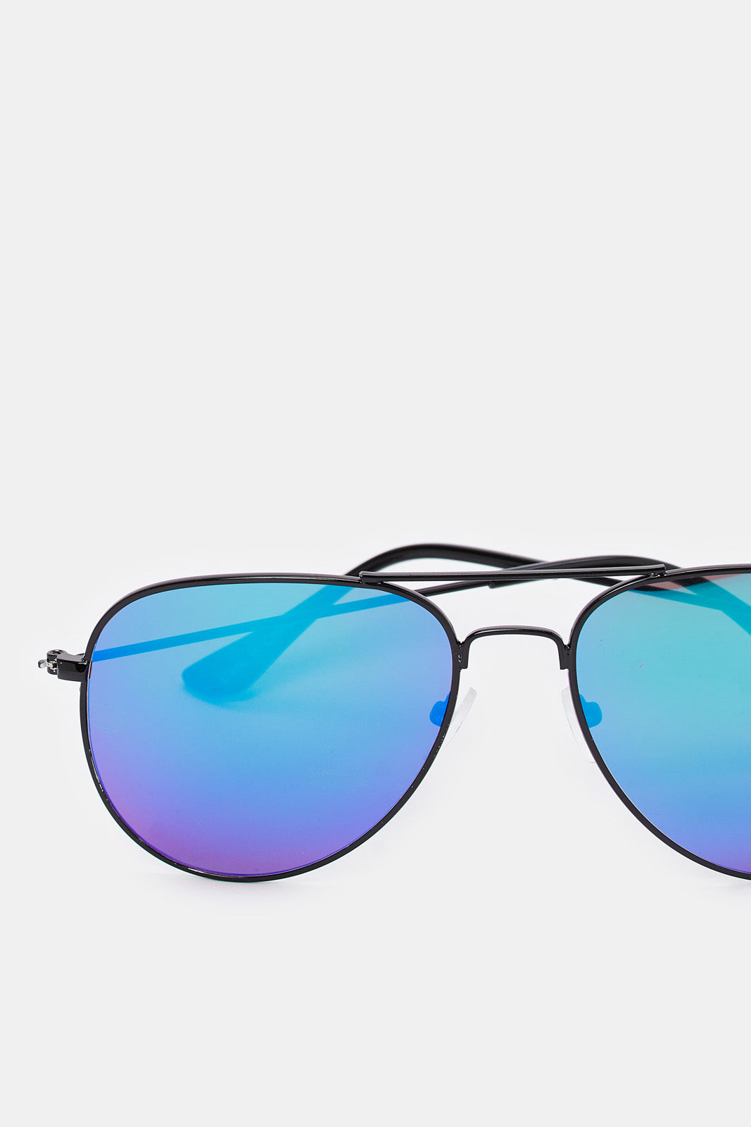 

نظارات شمسية أفياتور باللون الأسود للرجال