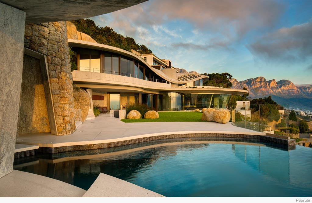 Pengilly House in Clifton by Peerutin and Silvio Rech + Lesley Carstens