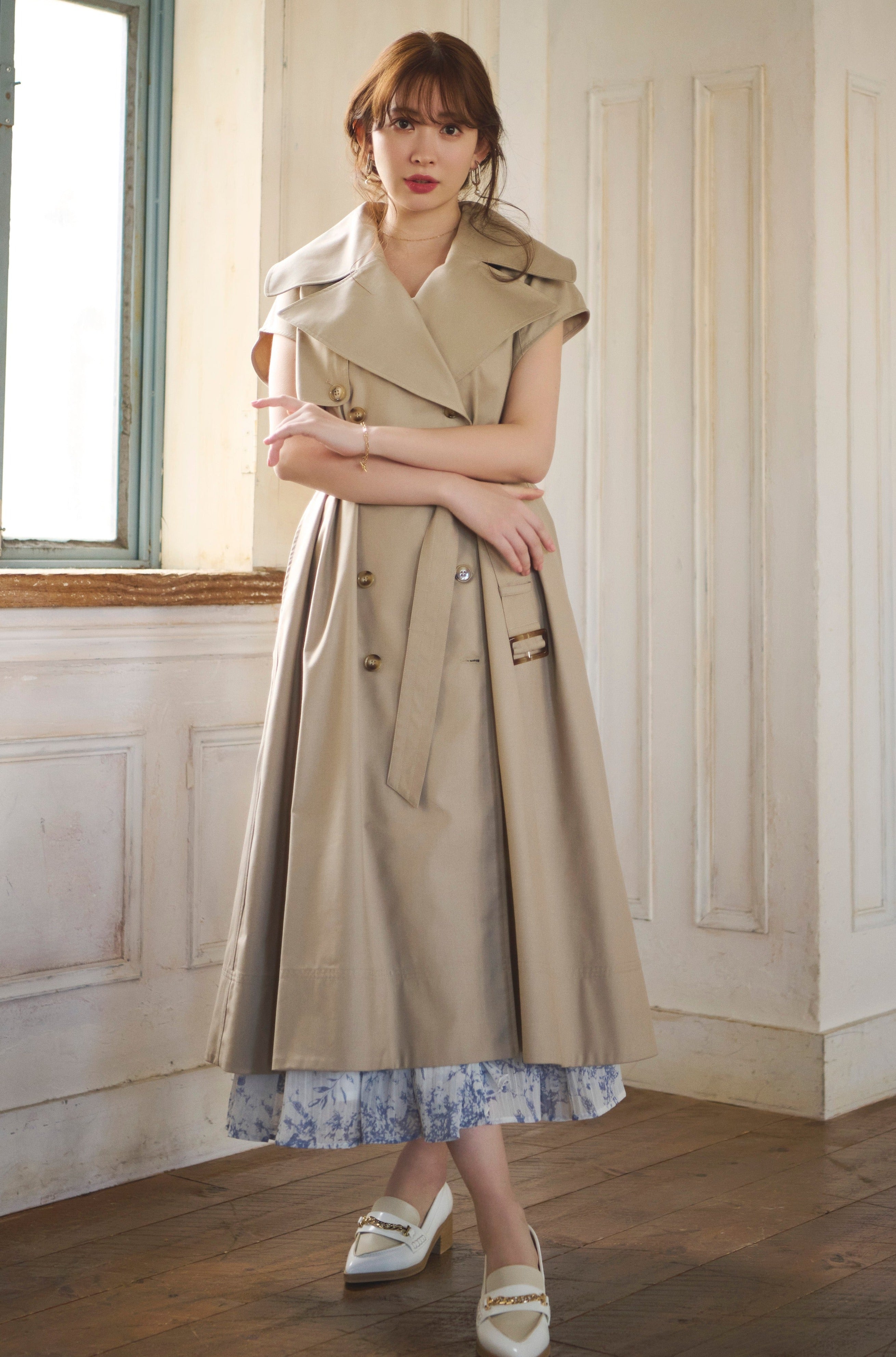 新色】Sleeveless Twill Trench Dress