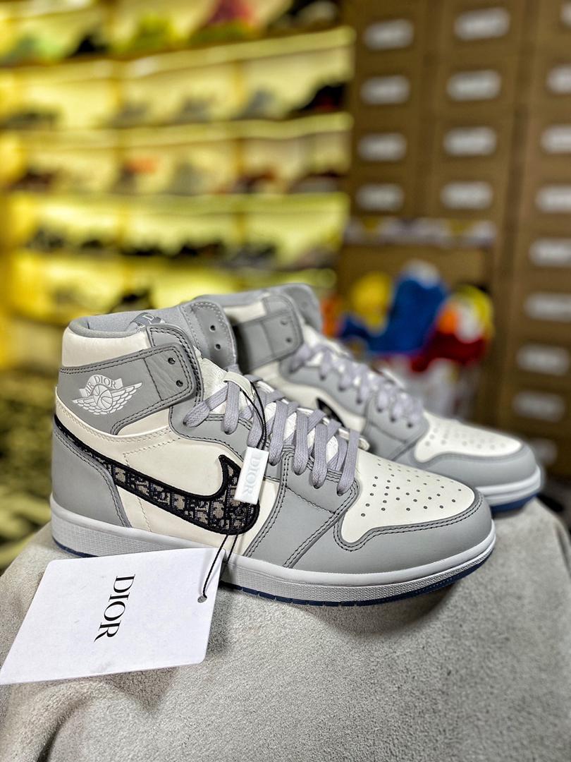 cabina Murmullo Serpiente Zapatillas Air Jordan 1 High x Dior – KJ VIPS