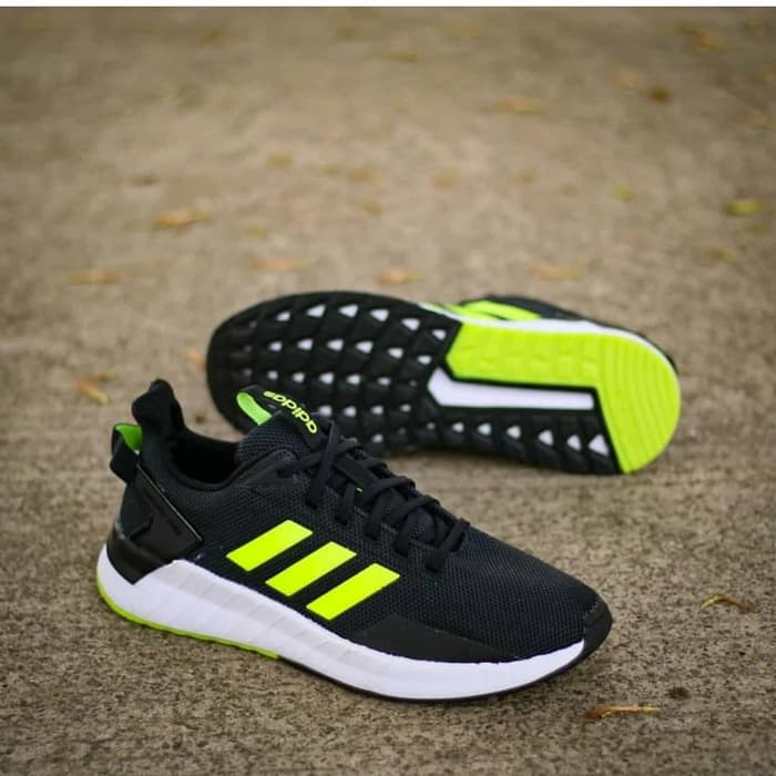 adidas questar ride green