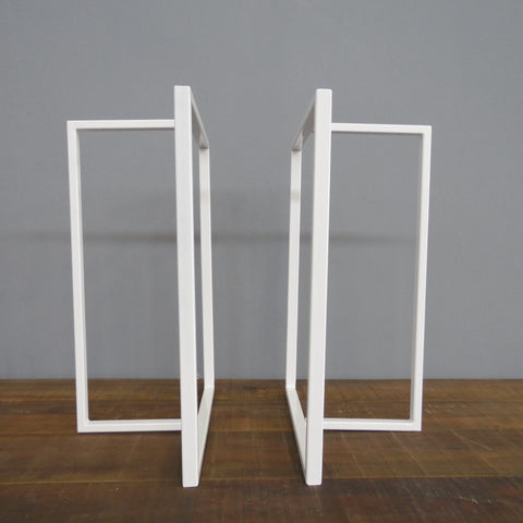 white color table trestle