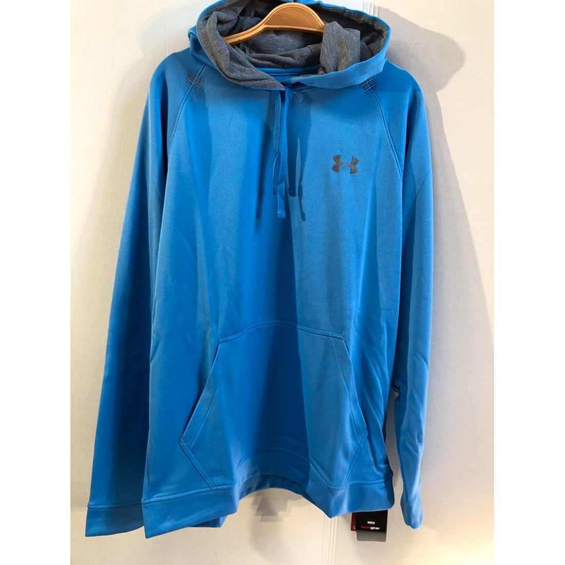 Kilimanjaro Ciudadano abuela Sudadera con capucha y bolsillo canguro para hombre de Under Armour –  Liquidación Marcas