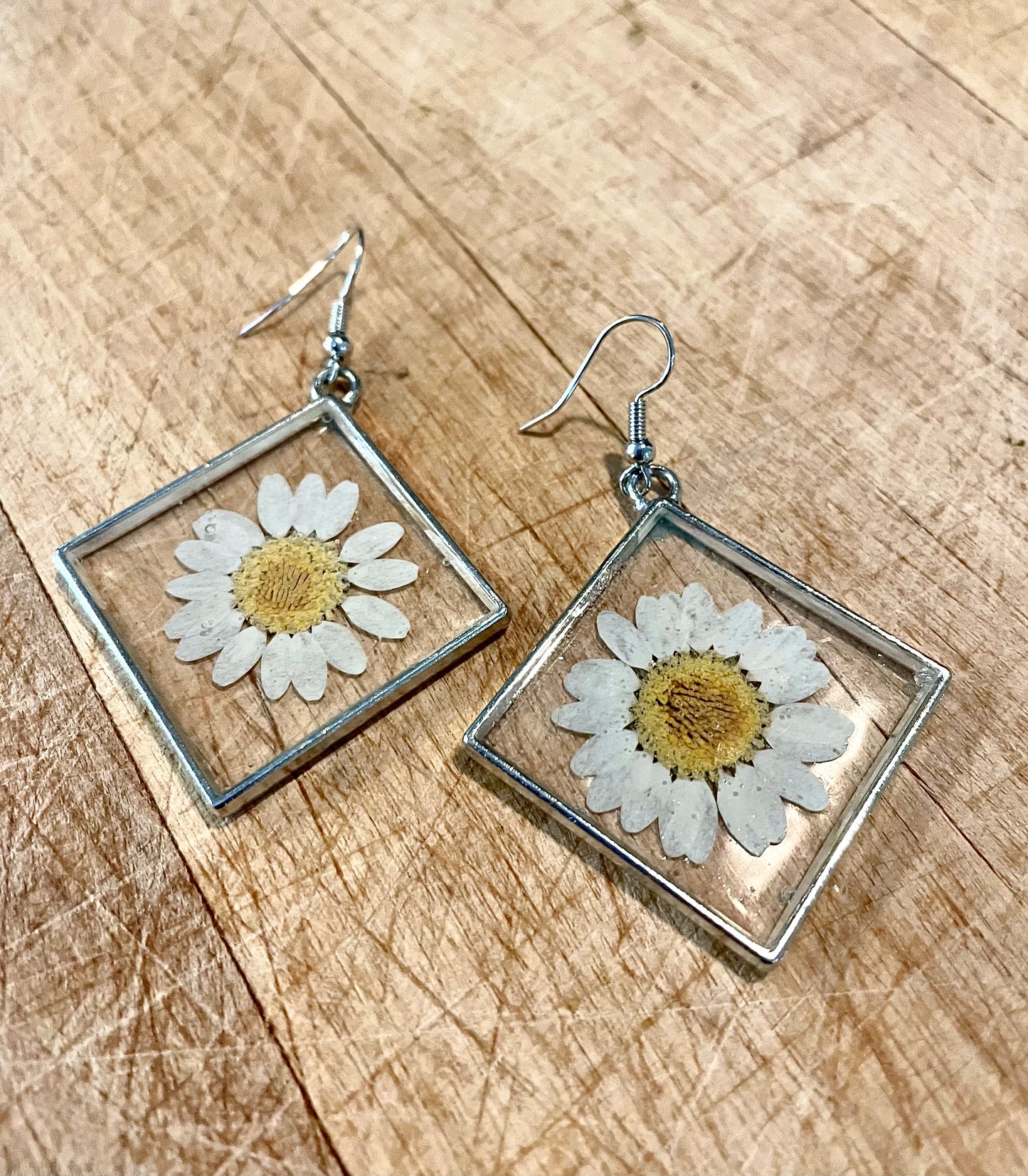 Daisy Square Dangles