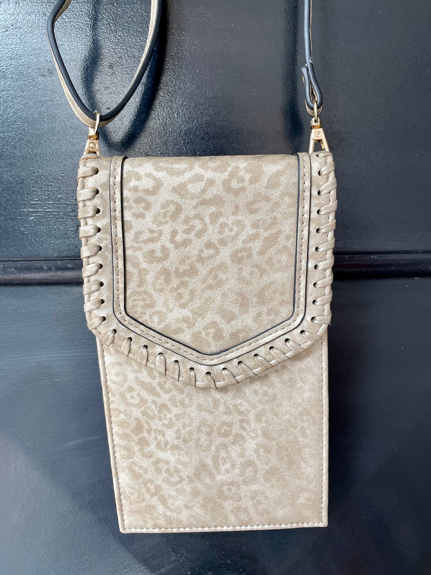 Carter RFID Touch Screen Crossbody